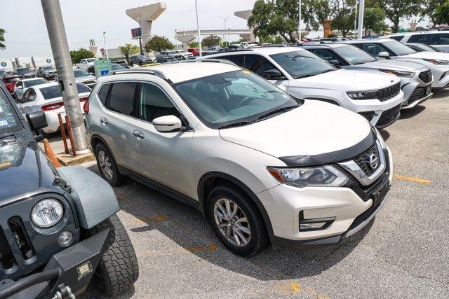 used 2017 Nissan Rogue car, priced at $12,998