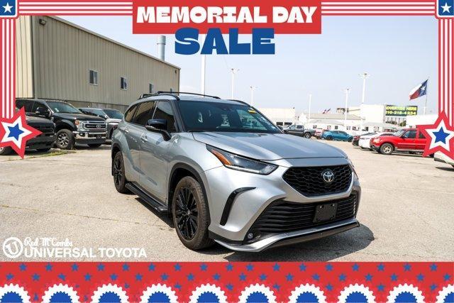 used 2024 Toyota Highlander car, priced at $44,995