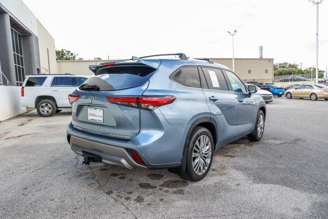 used 2022 Toyota Highlander car, priced at $38,792