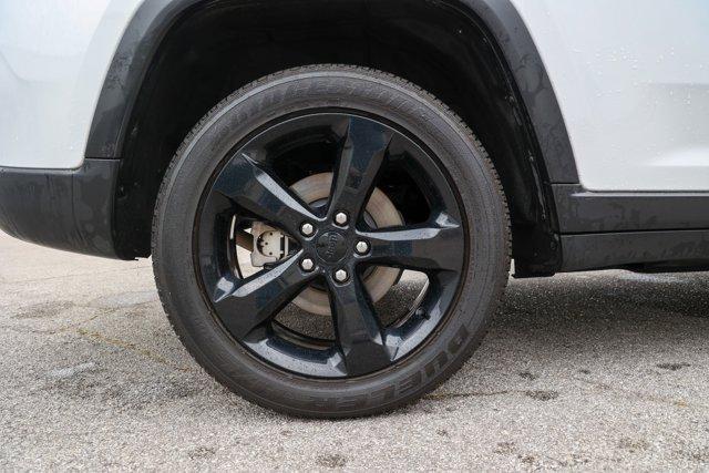 used 2023 Jeep Grand Cherokee car, priced at $34,995