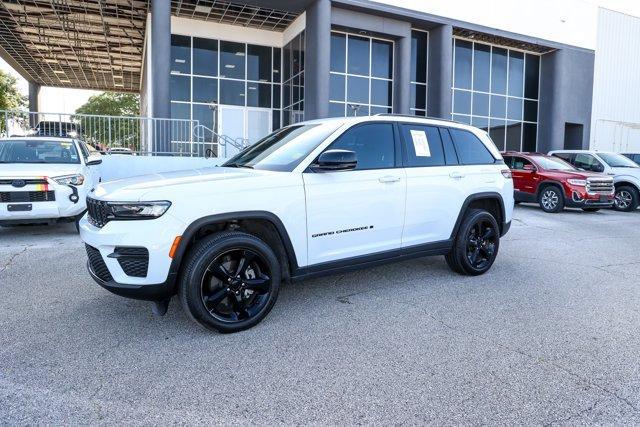 used 2023 Jeep Grand Cherokee car, priced at $32,495