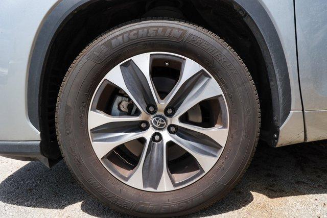 used 2024 Toyota Highlander car, priced at $46,168