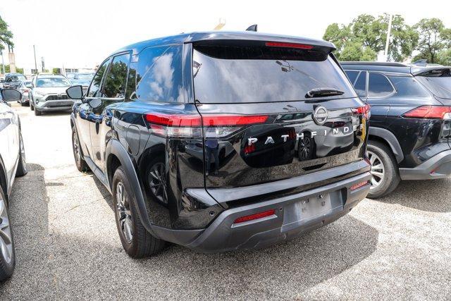 used 2022 Nissan Pathfinder car, priced at $26,168