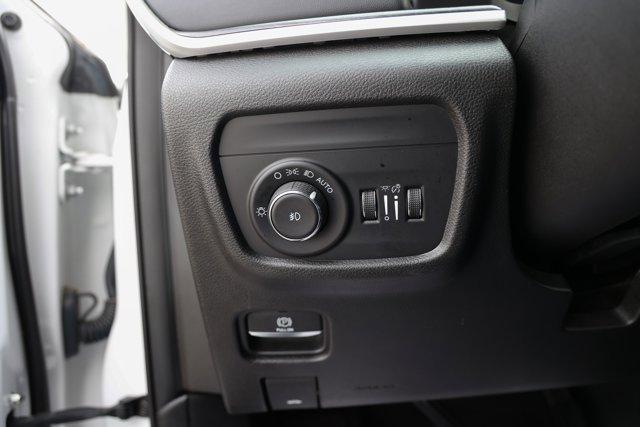 used 2023 Jeep Grand Cherokee car, priced at $27,995