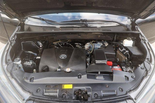 used 2019 Toyota Highlander car, priced at $23,995