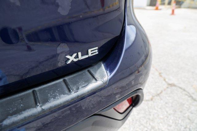 used 2022 Toyota Highlander car, priced at $38,998