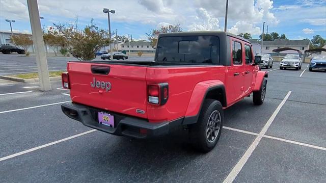 used 2023 Jeep Gladiator car, priced at $34,657