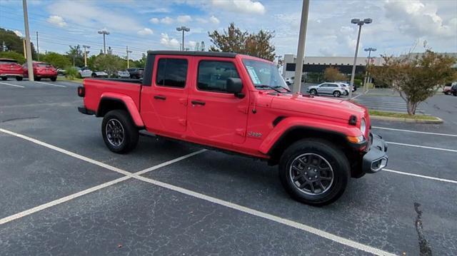 used 2023 Jeep Gladiator car, priced at $34,657