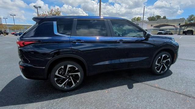 new 2024 Mitsubishi Outlander car, priced at $32,145