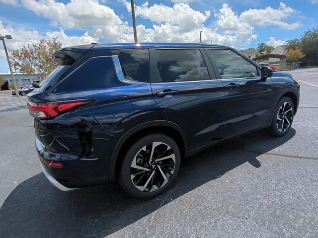 new 2024 Mitsubishi Outlander car, priced at $32,145