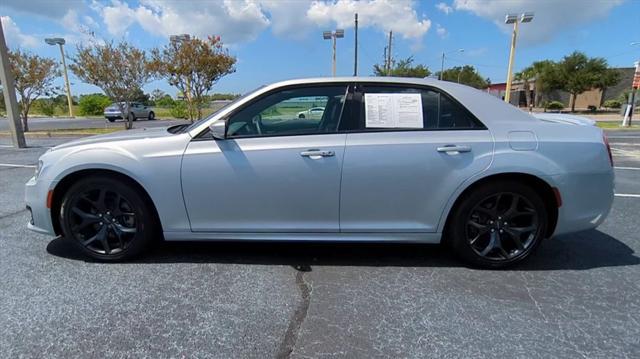 used 2022 Chrysler 300 car, priced at $33,407