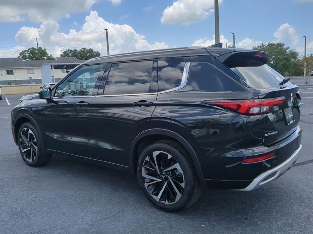 new 2024 Mitsubishi Outlander car, priced at $33,265