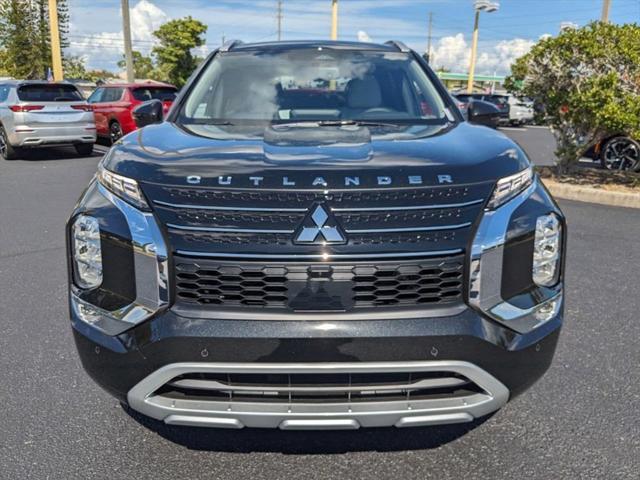 new 2024 Mitsubishi Outlander car, priced at $31,900