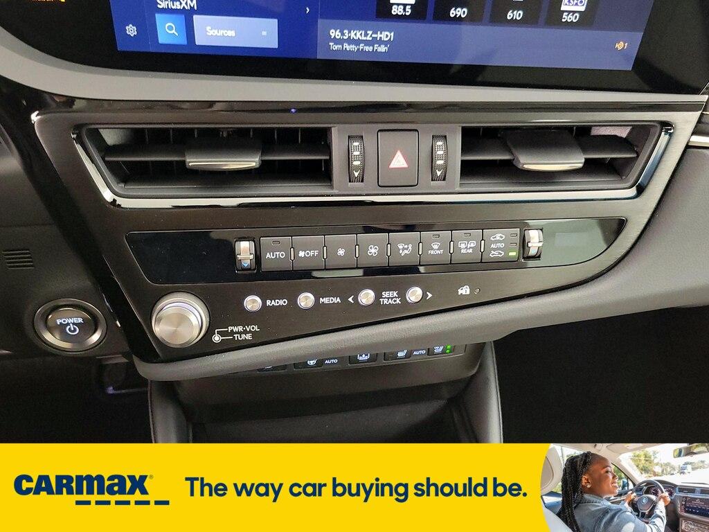 used 2024 Lexus ES 300h car, priced at $52,998