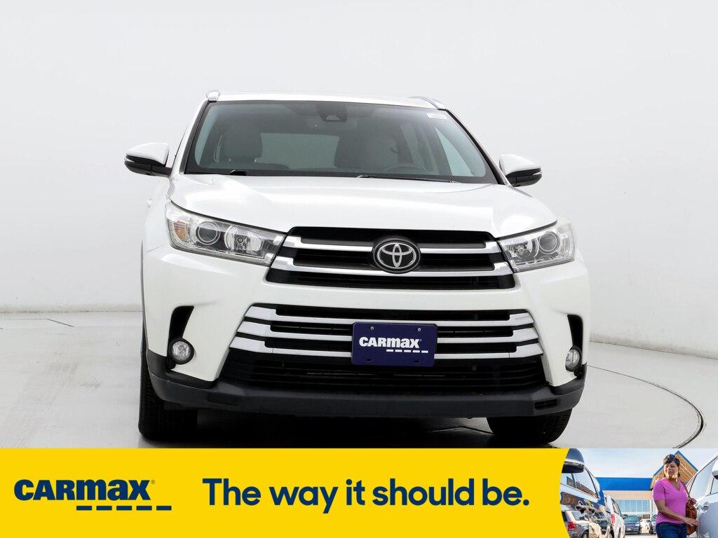 used 2018 Toyota Highlander car, priced at $29,998