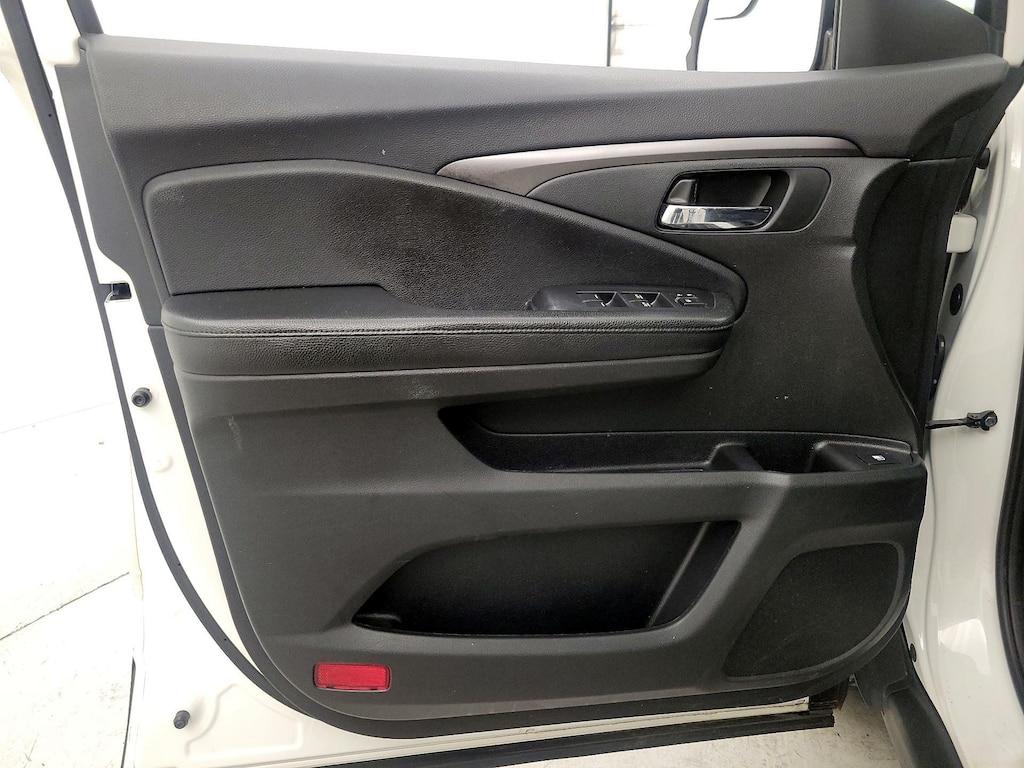 used 2019 Honda Pilot car, priced at $24,998
