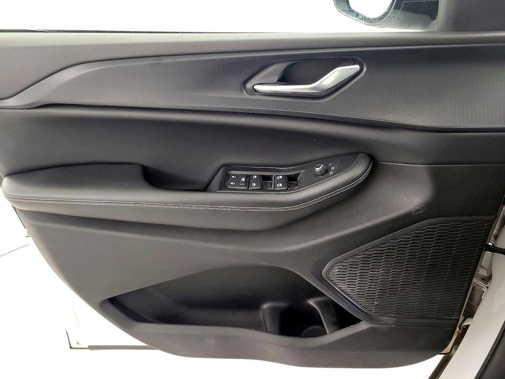 used 2023 Jeep Grand Cherokee L car, priced at $30,998