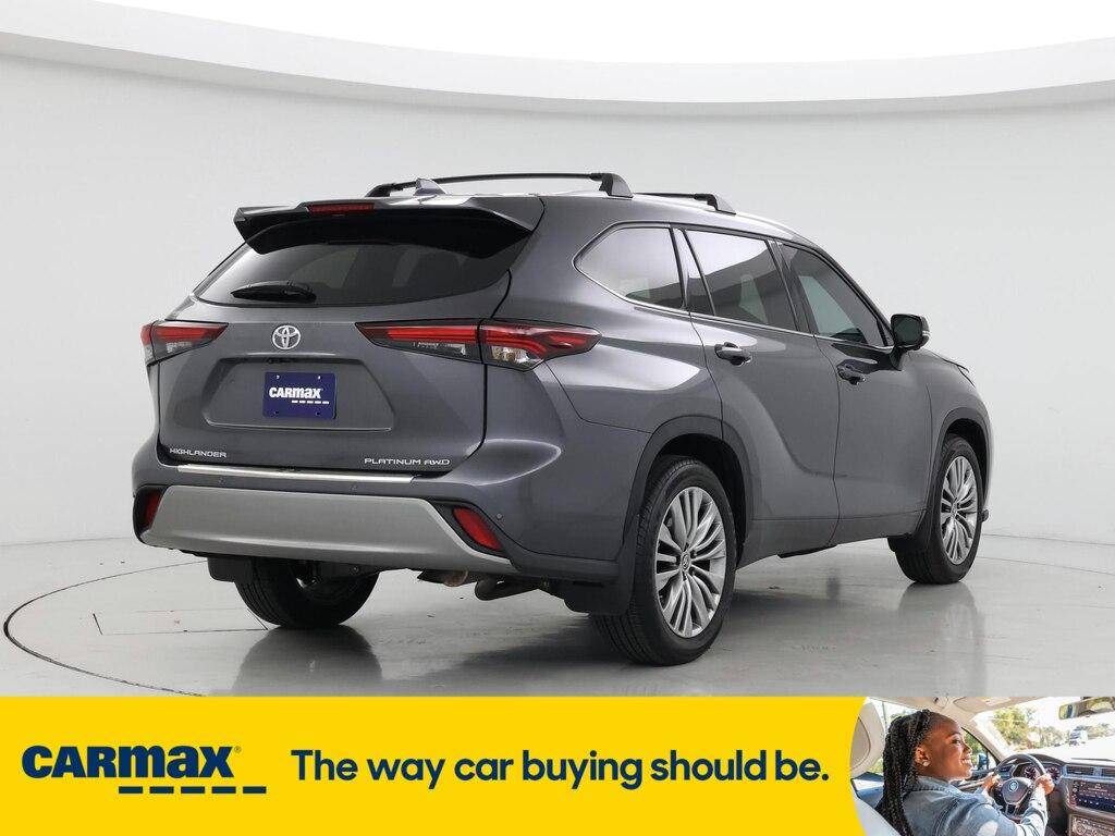 used 2024 Toyota Highlander car, priced at $53,998