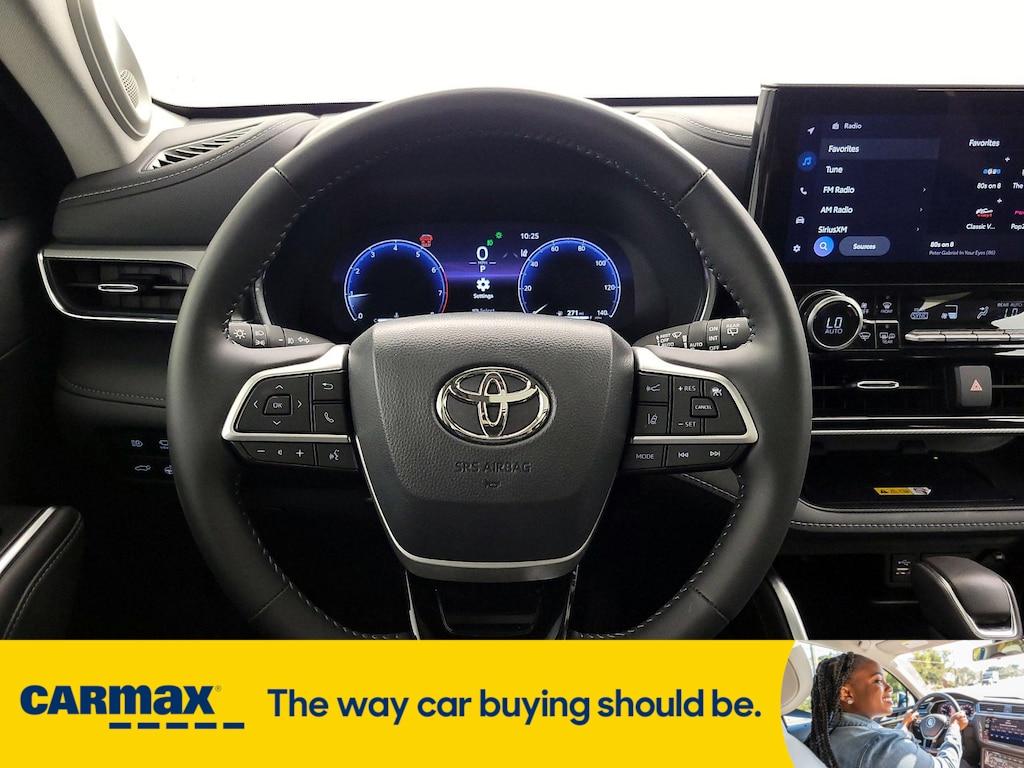 used 2024 Toyota Highlander car, priced at $53,998