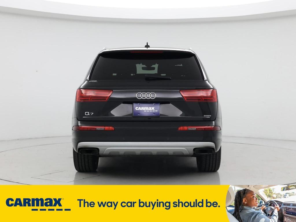 used 2019 Audi Q7 car, priced at $27,998