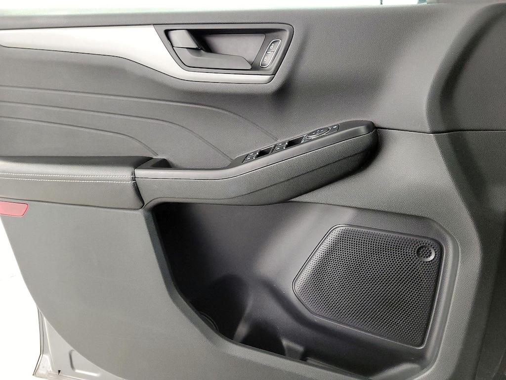 used 2023 Ford Escape car, priced at $20,998