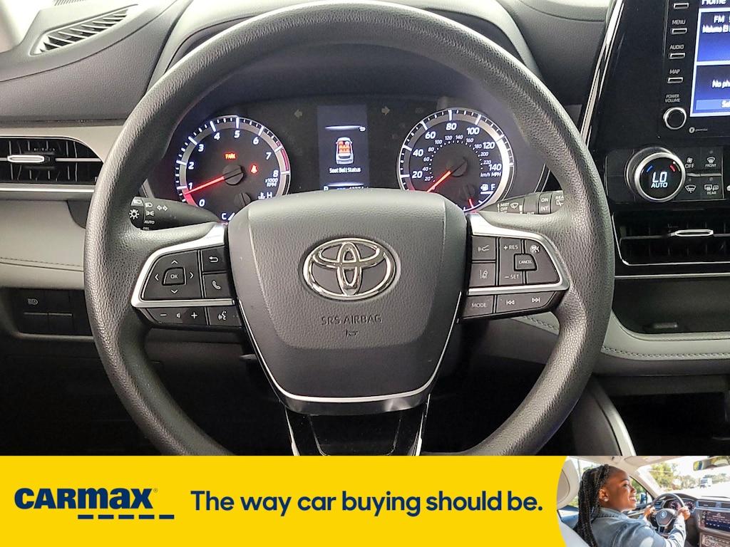 used 2020 Toyota Highlander car, priced at $28,998
