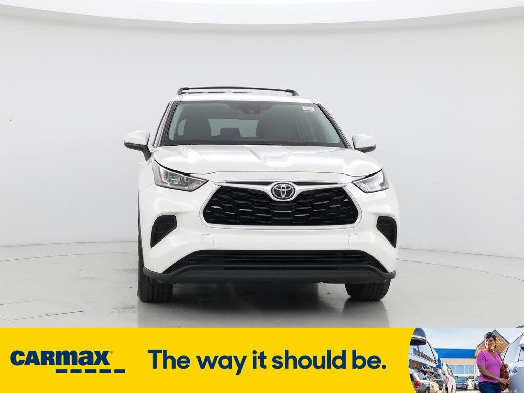 used 2020 Toyota Highlander car, priced at $28,998