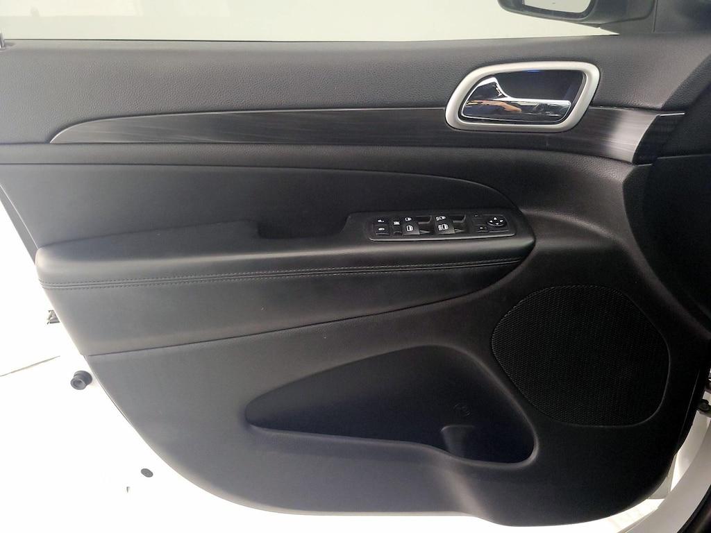 used 2020 Jeep Grand Cherokee car, priced at $18,998