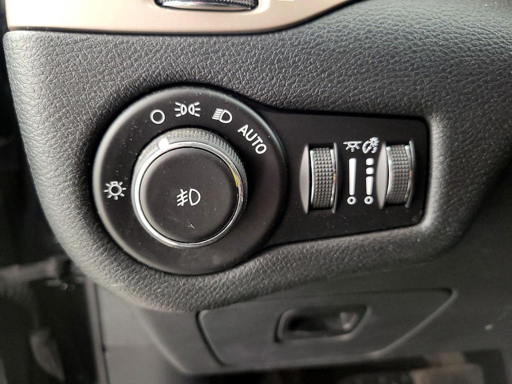 used 2016 Jeep Cherokee car, priced at $13,998