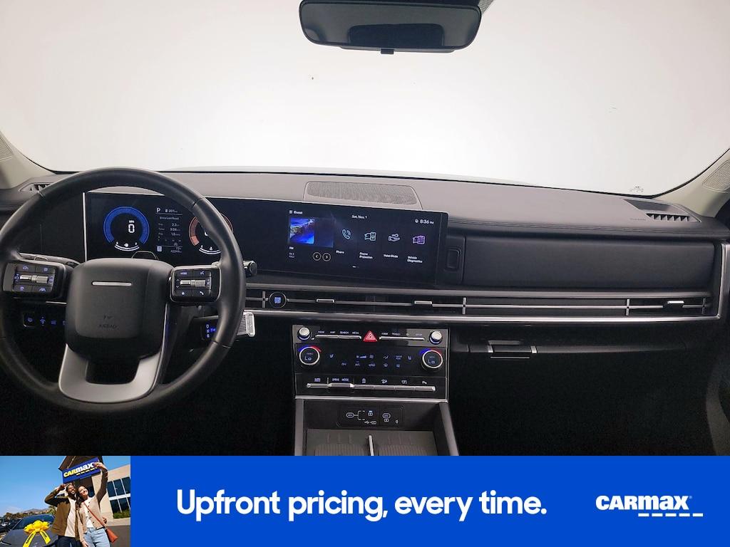 used 2024 Hyundai Santa Fe car, priced at $29,998