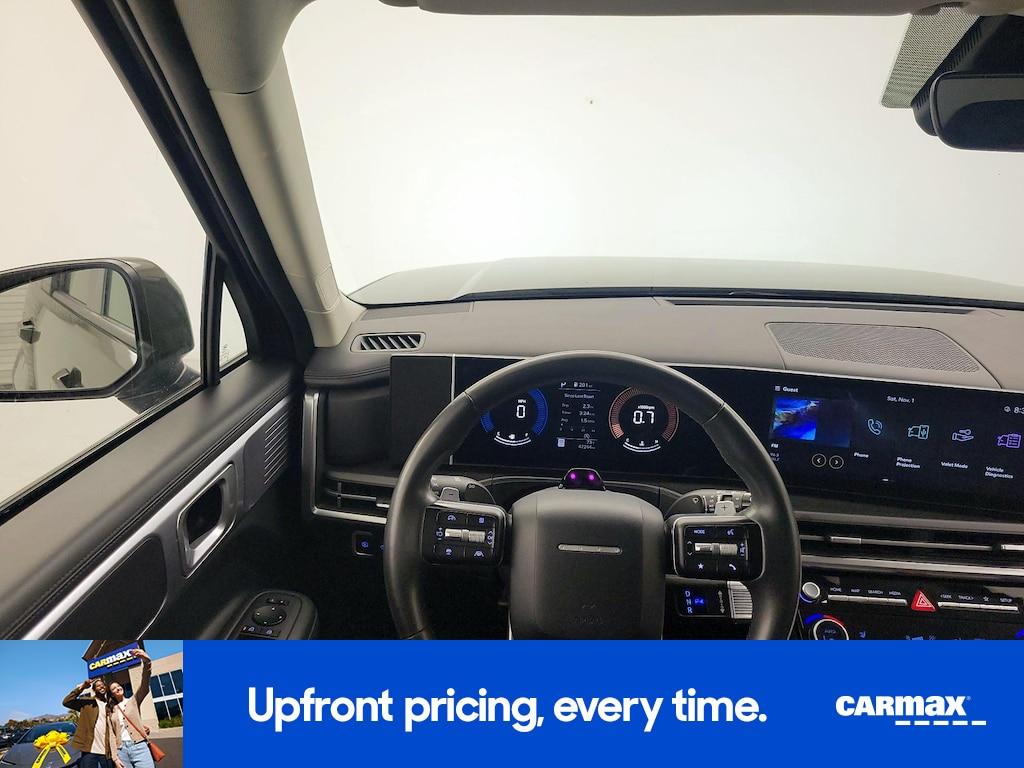 used 2024 Hyundai Santa Fe car, priced at $29,998