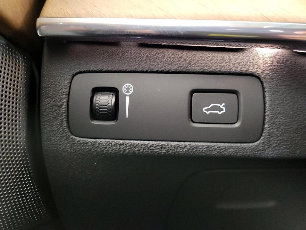 used 2019 Volvo XC90 car, priced at $34,998