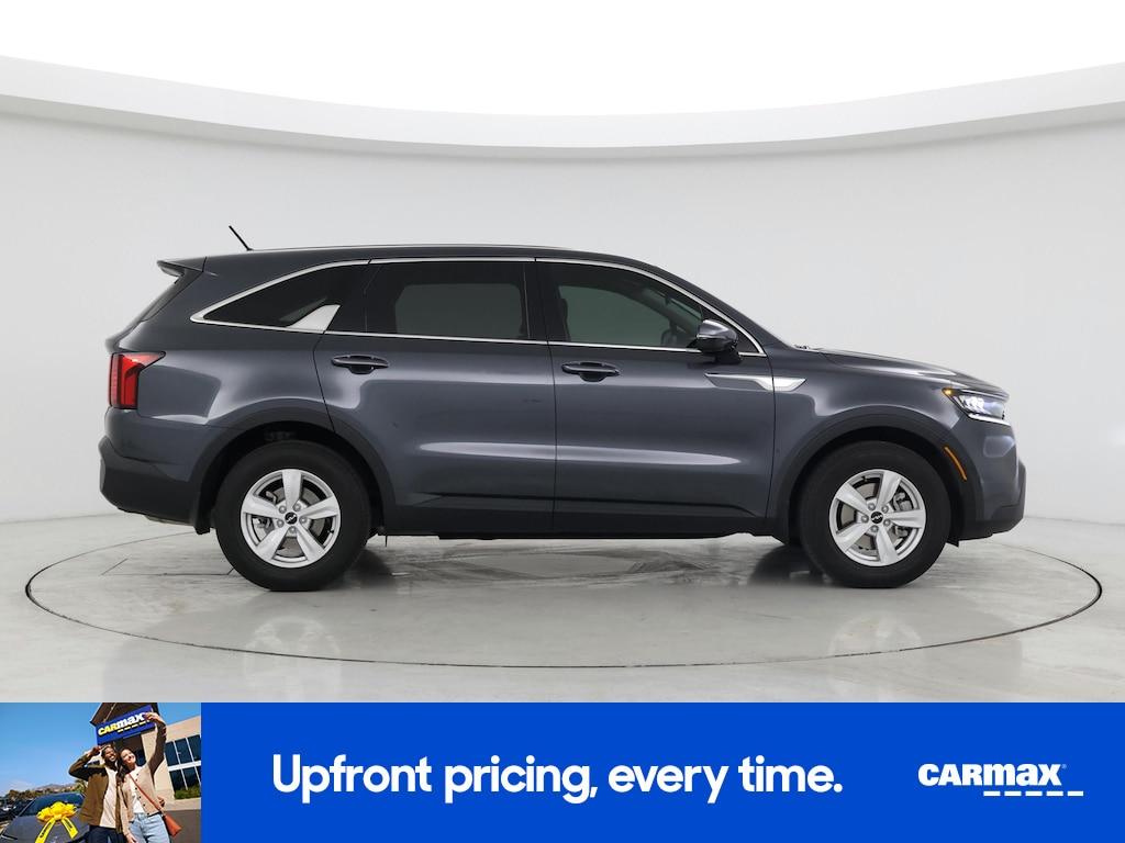 used 2022 Kia Sorento car, priced at $23,998