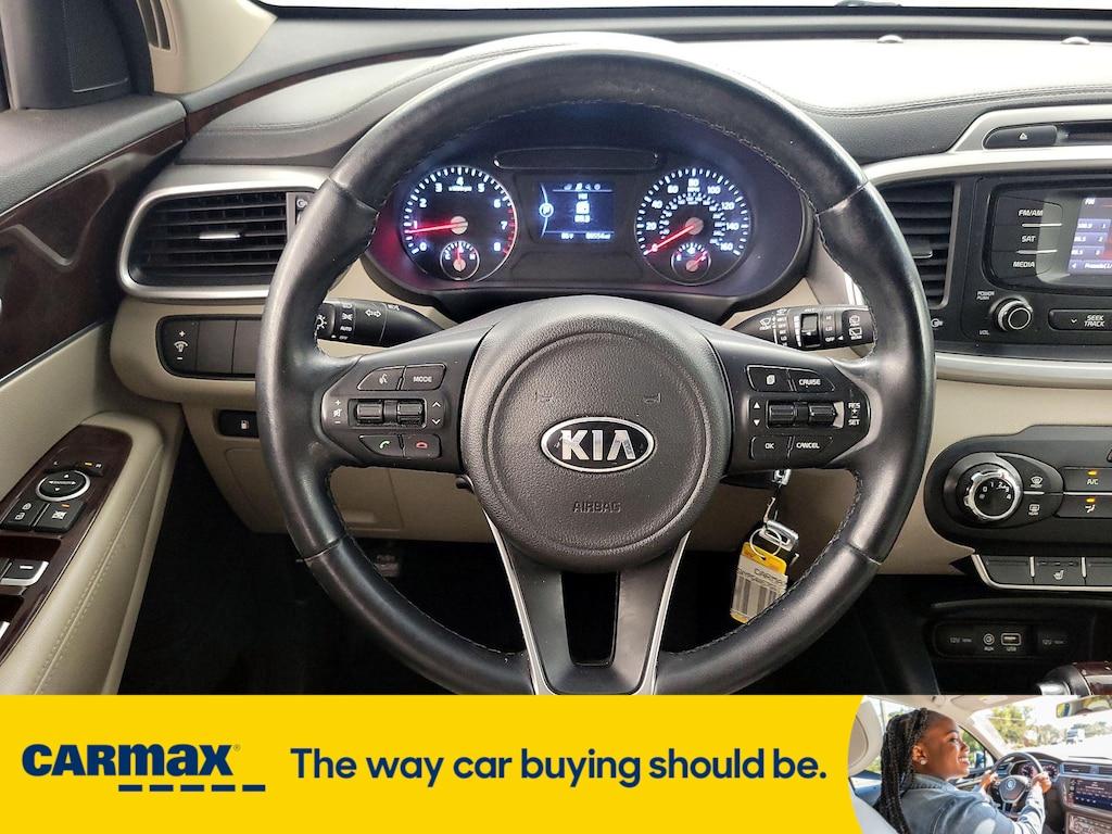 used 2016 Kia Sorento car, priced at $13,998