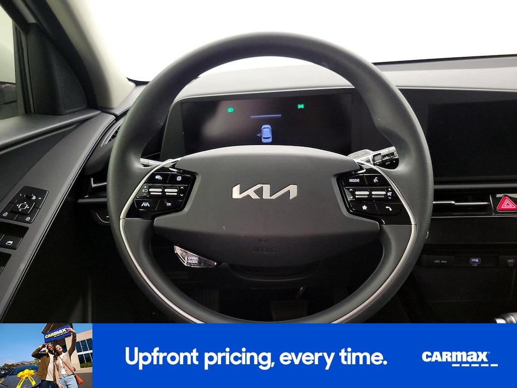 used 2024 Kia Niro car, priced at $25,998