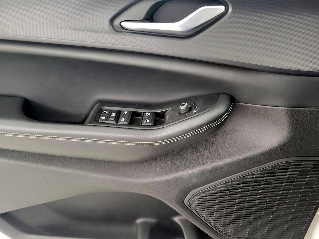 used 2023 Jeep Grand Cherokee L car, priced at $30,998