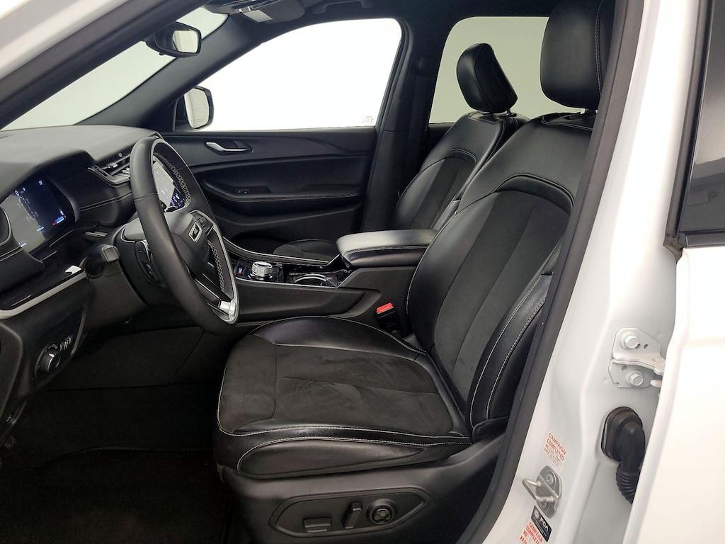 used 2023 Jeep Grand Cherokee L car, priced at $30,998