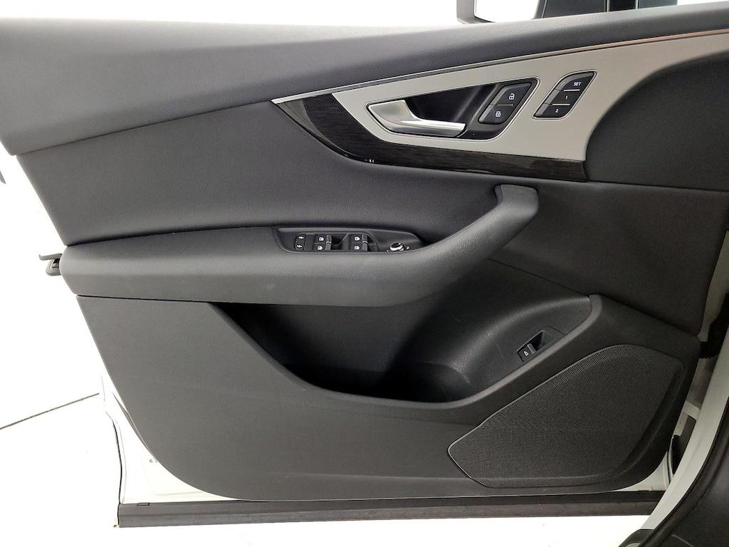 used 2019 Audi Q7 car, priced at $26,998