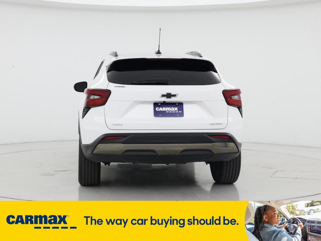used 2024 Chevrolet Trax car, priced at $23,998
