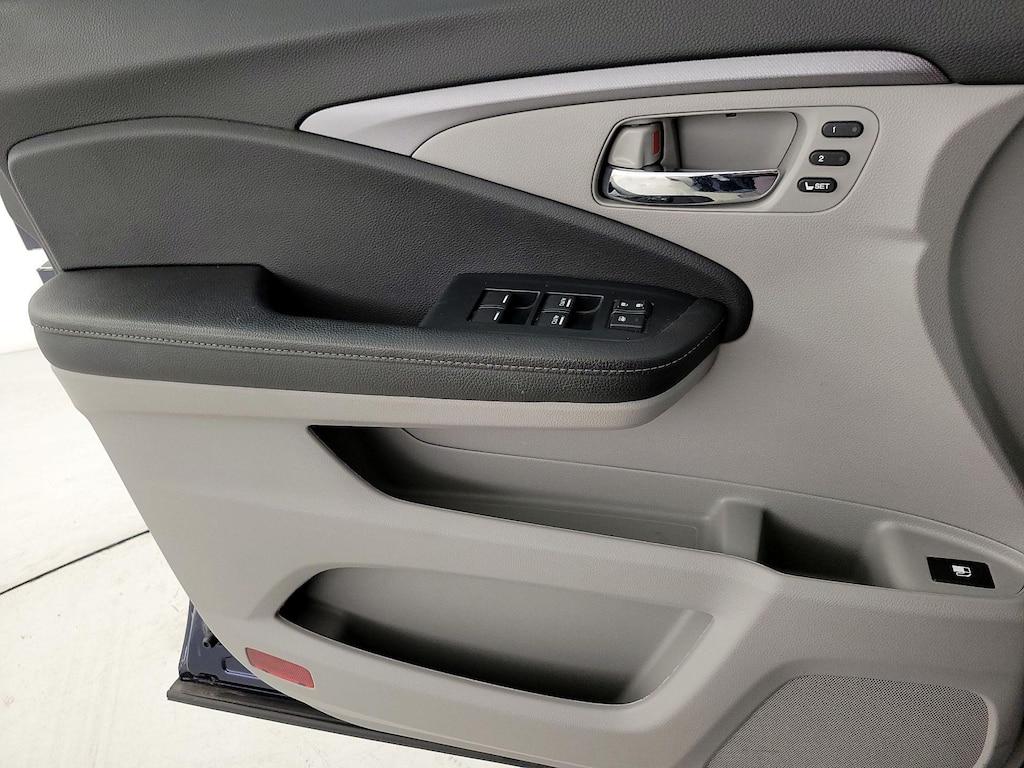 used 2023 Honda Ridgeline car, priced at $35,998