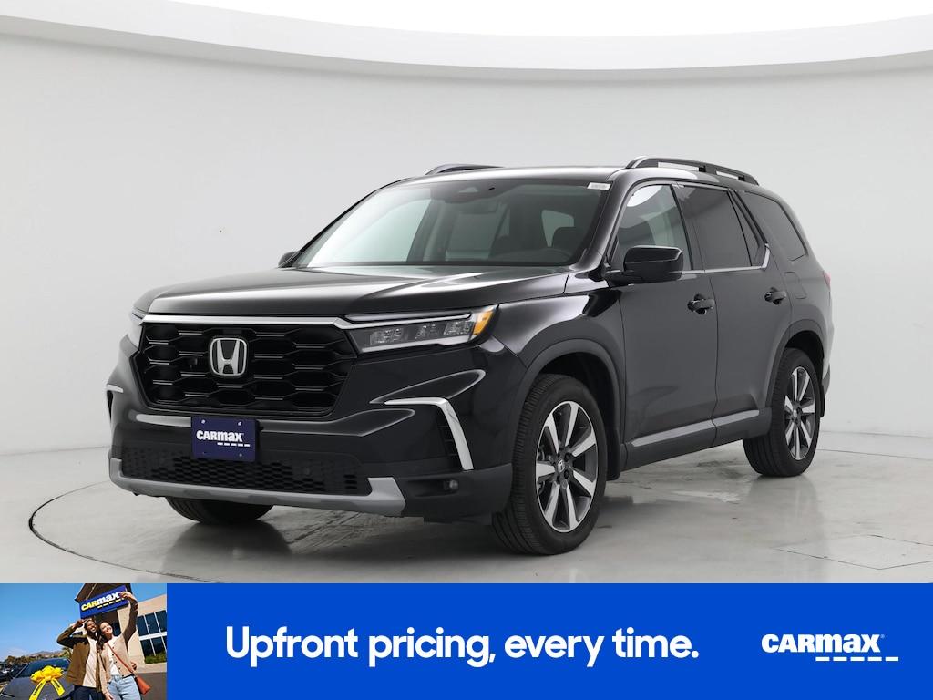 used 2025 Honda Pilot car, priced at $45,998