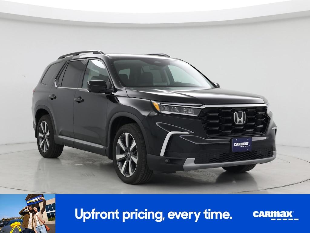 used 2025 Honda Pilot car, priced at $45,998
