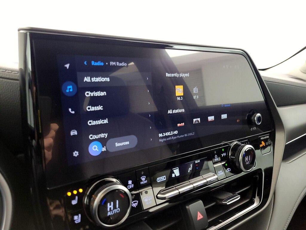 used 2023 Toyota Highlander car, priced at $40,998