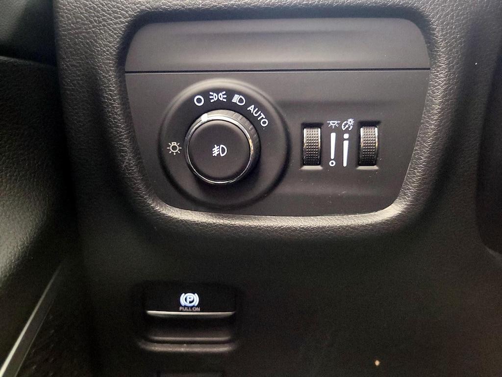 used 2022 Jeep Grand Cherokee car, priced at $29,998