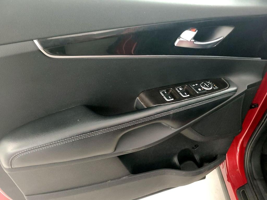 used 2018 Kia Sorento car, priced at $17,998