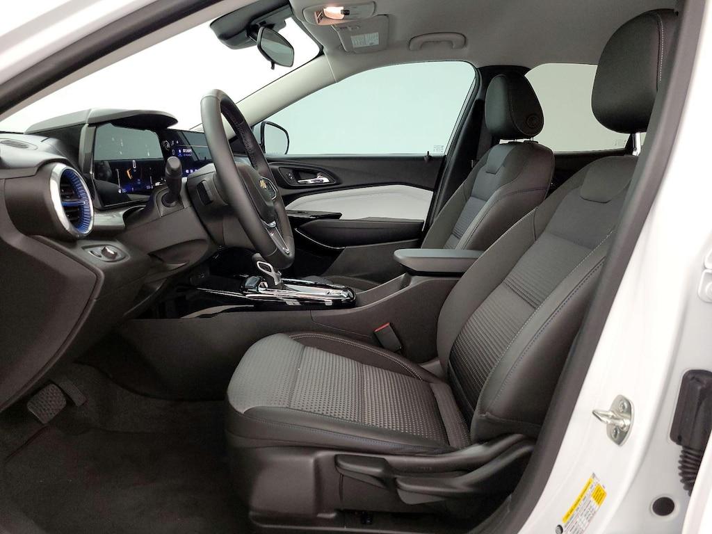 used 2025 Chevrolet Trax car, priced at $24,998
