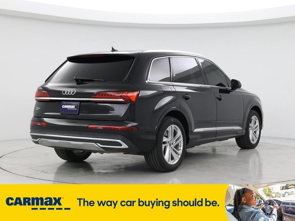 used 2022 Audi Q7 car, priced at $42,998