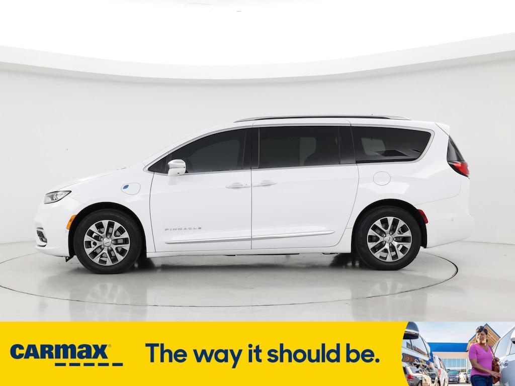 used 2022 Chrysler Pacifica Hybrid car, priced at $40,998
