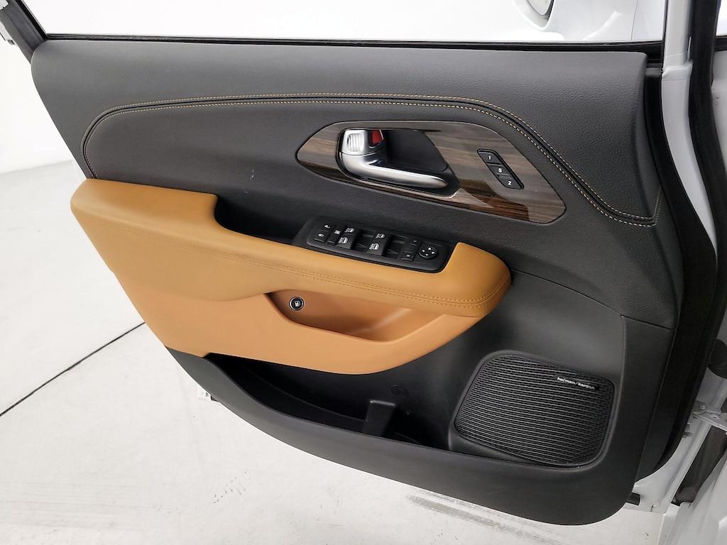 used 2022 Chrysler Pacifica Hybrid car, priced at $40,998