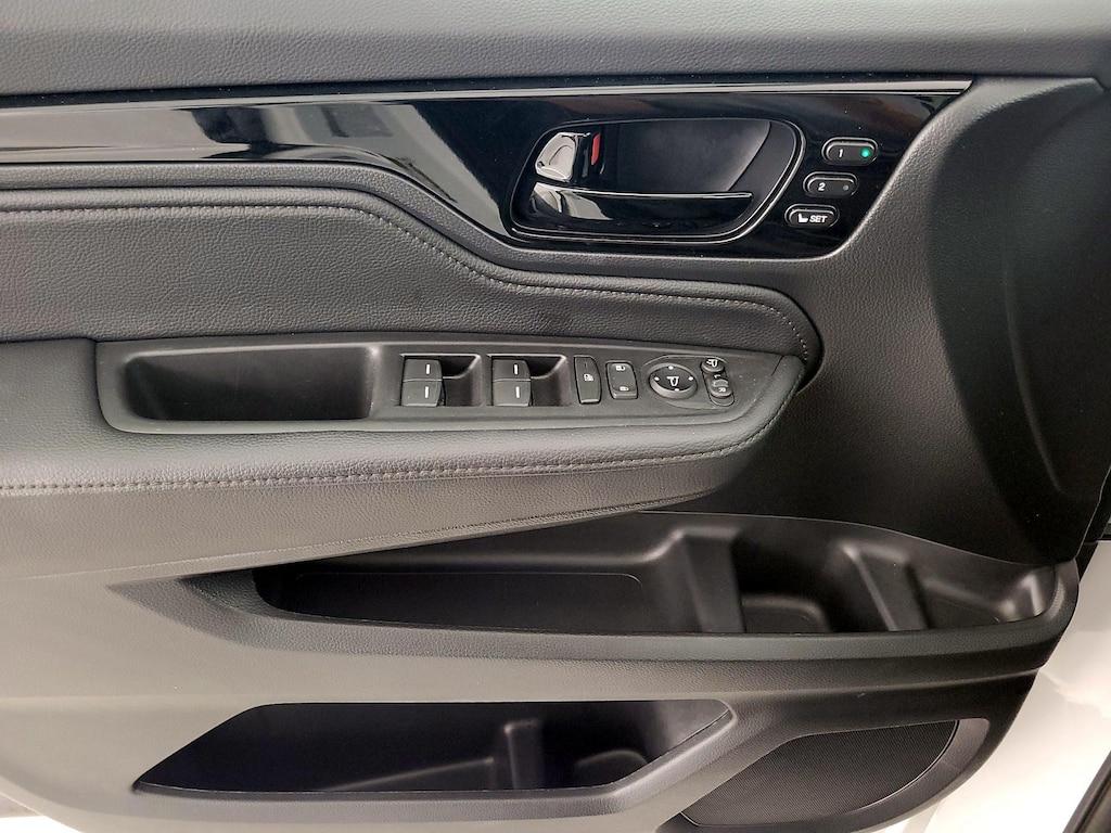 used 2024 Honda Odyssey car, priced at $42,998